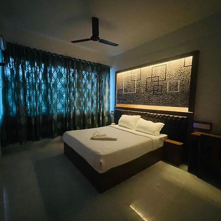B Six Hotel Bangalore Ngoại thất bức ảnh