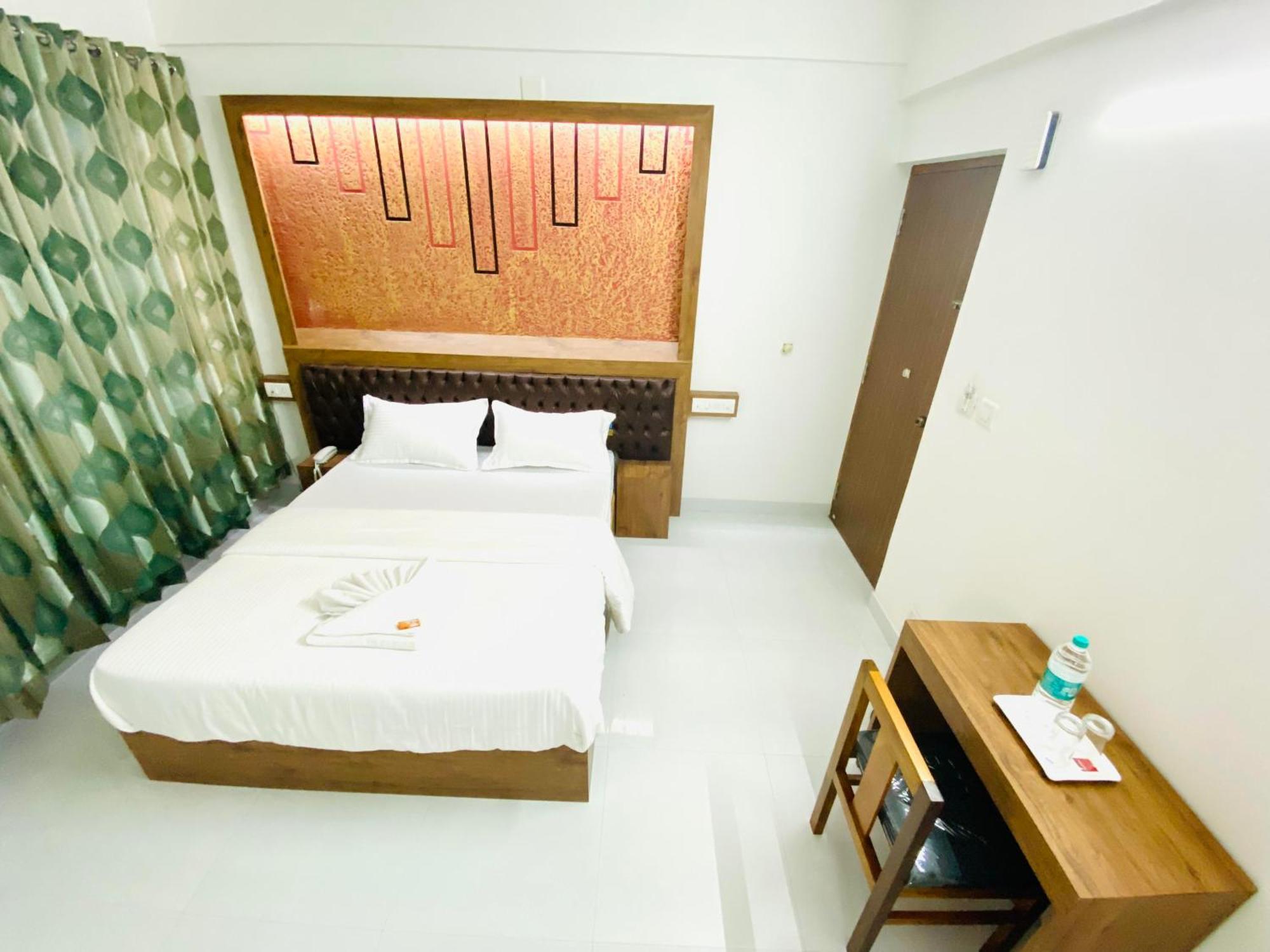 B Six Hotel Bangalore Ngoại thất bức ảnh