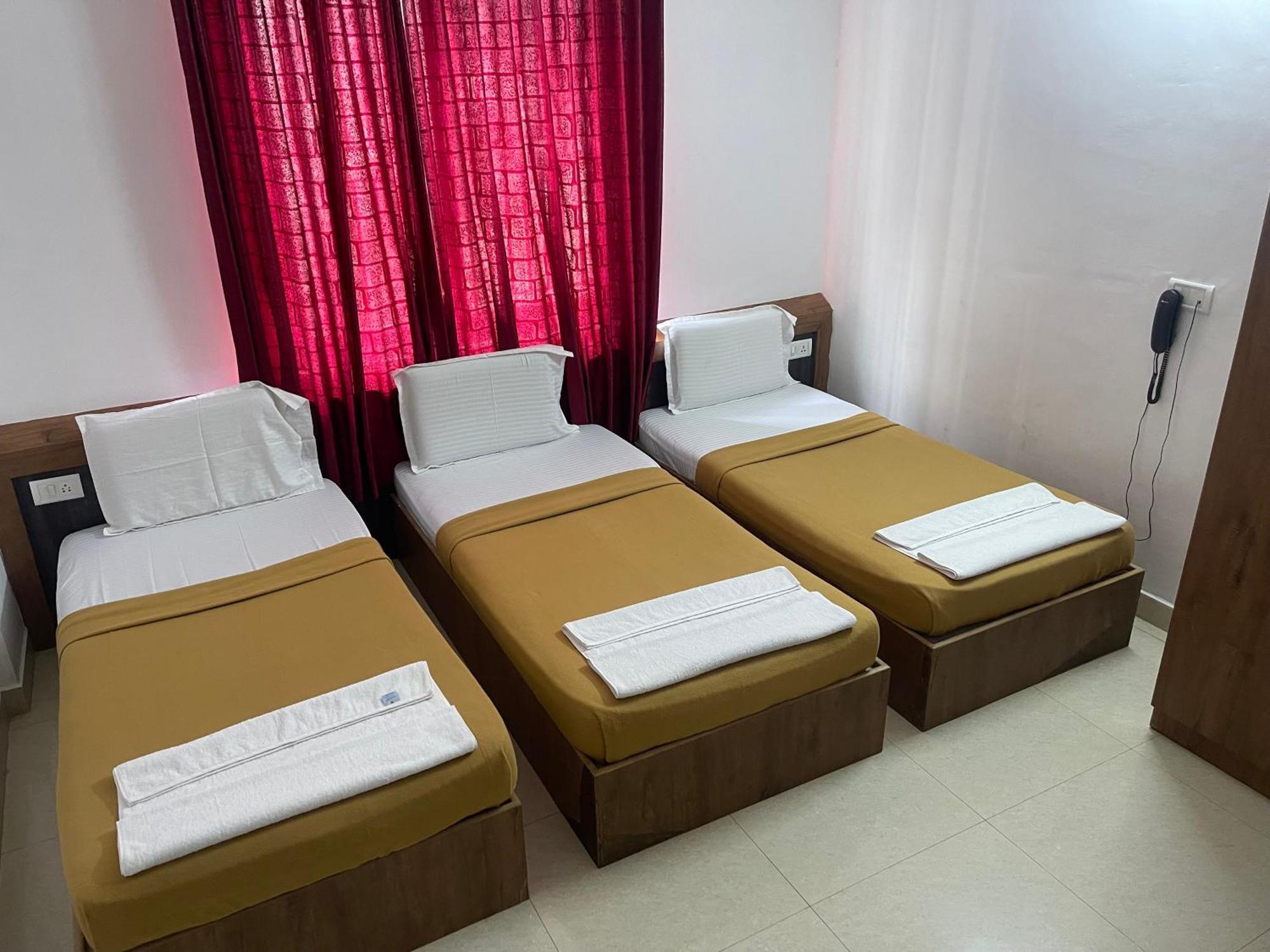 B Six Hotel Bangalore Ngoại thất bức ảnh