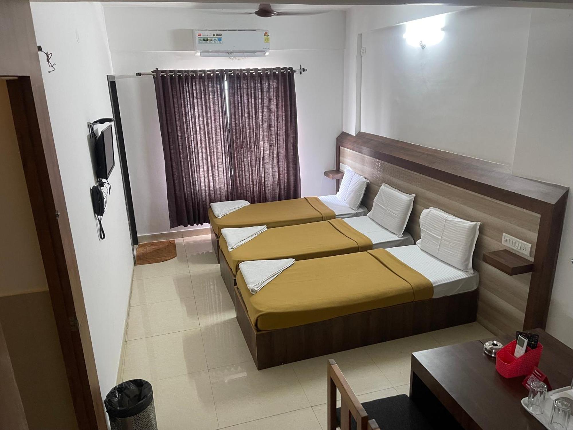 B Six Hotel Bangalore Ngoại thất bức ảnh