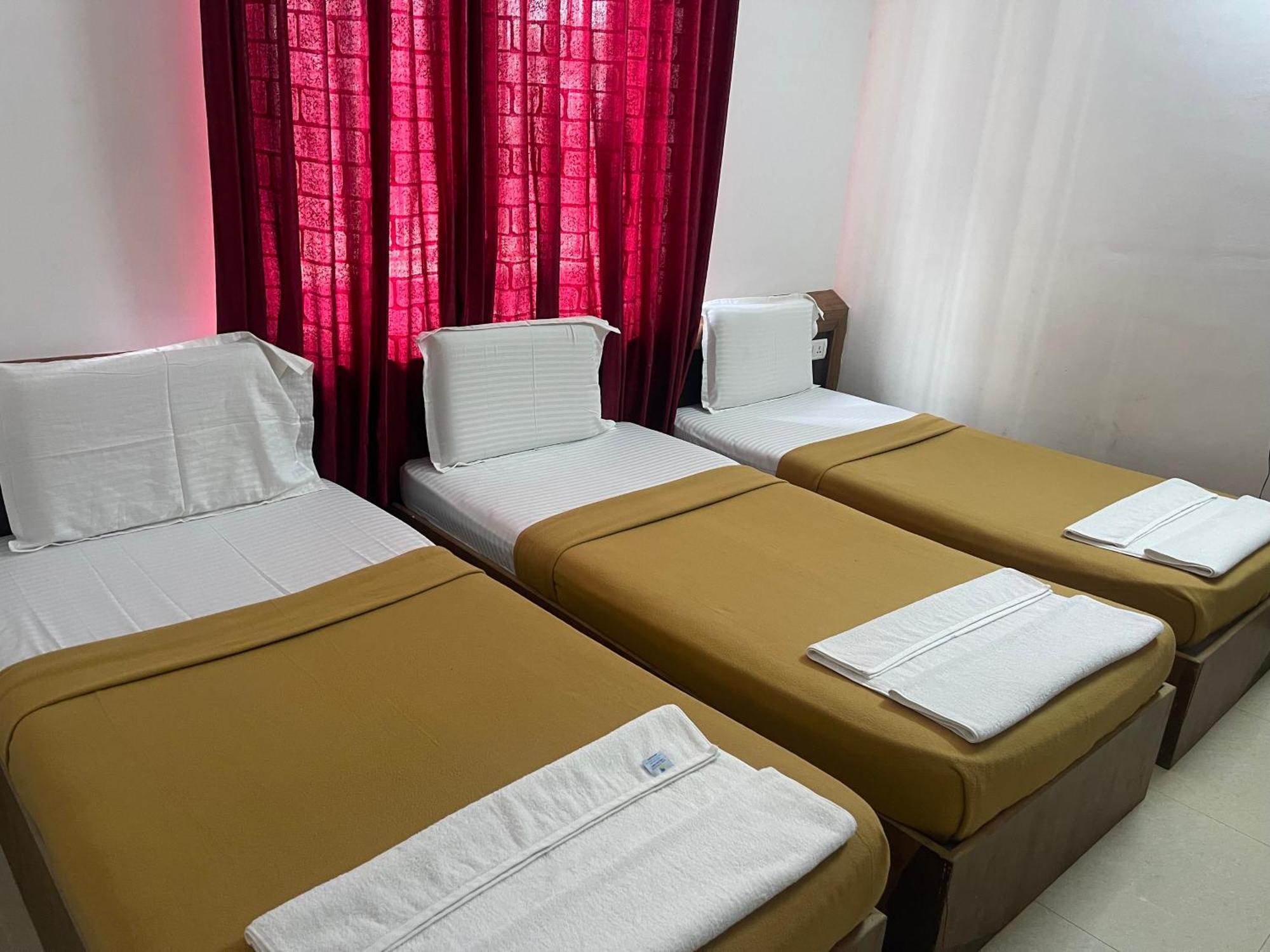 B Six Hotel Bangalore Ngoại thất bức ảnh
