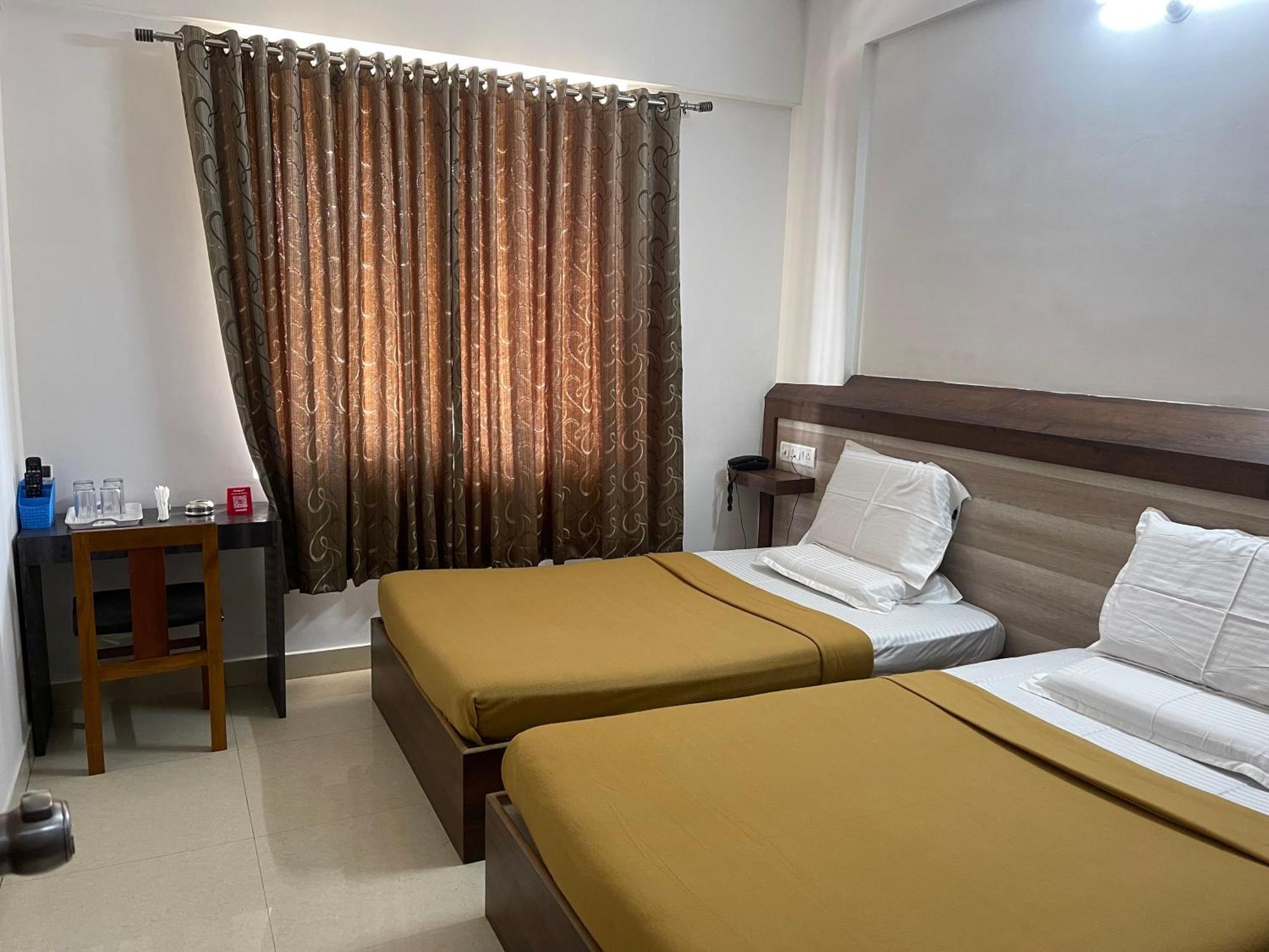B Six Hotel Bangalore Ngoại thất bức ảnh