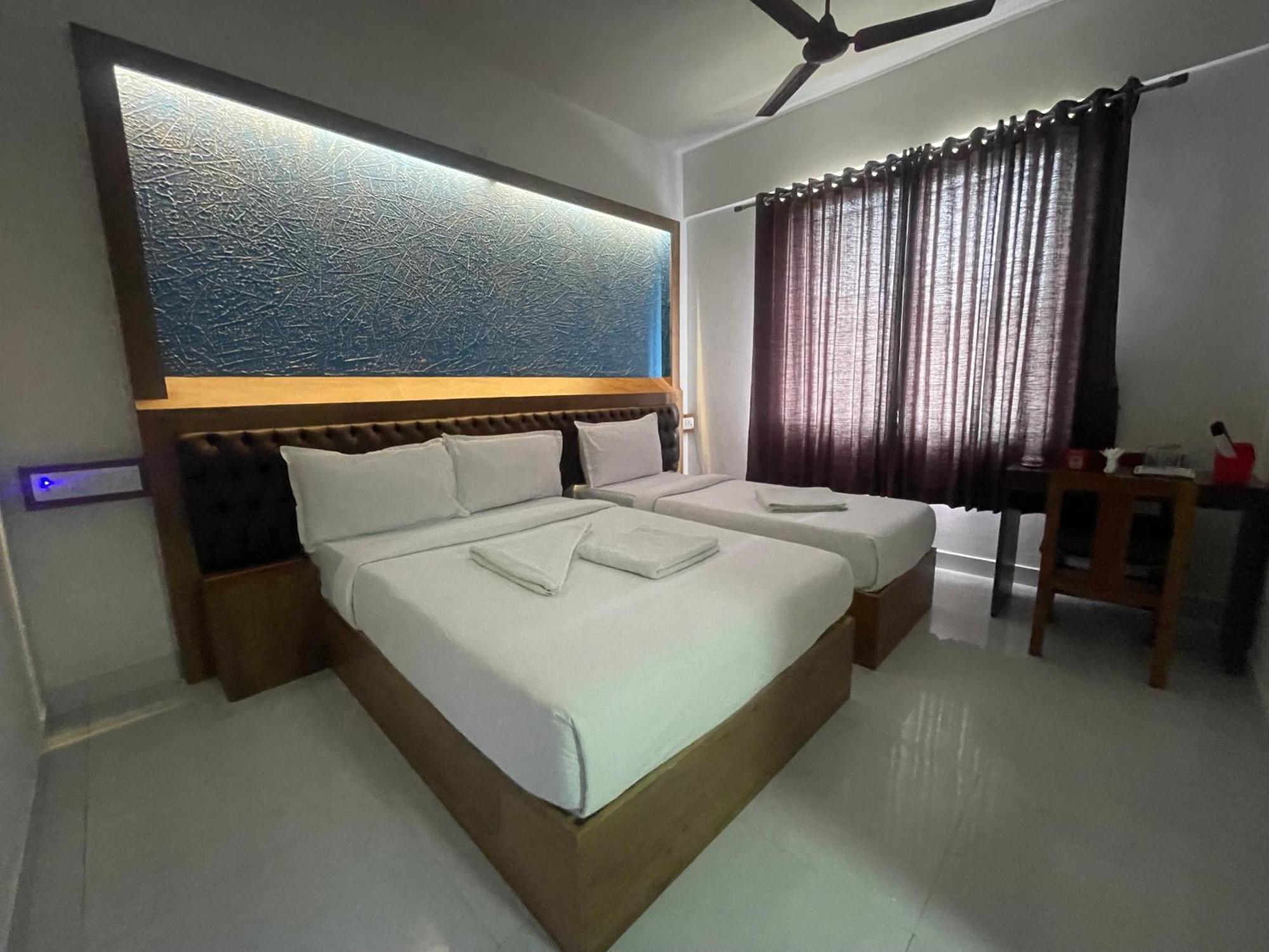 B Six Hotel Bangalore Ngoại thất bức ảnh